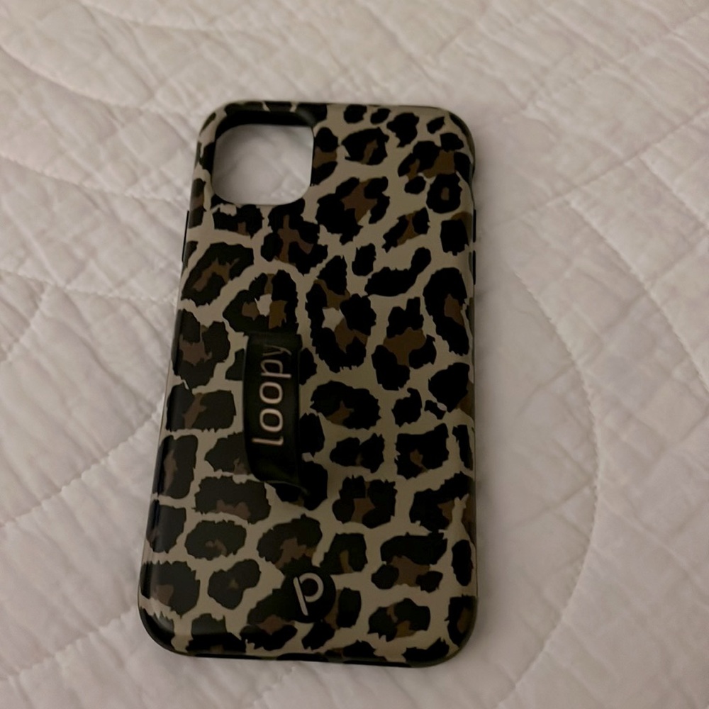 iPhone 11 Loopy Case Leopard